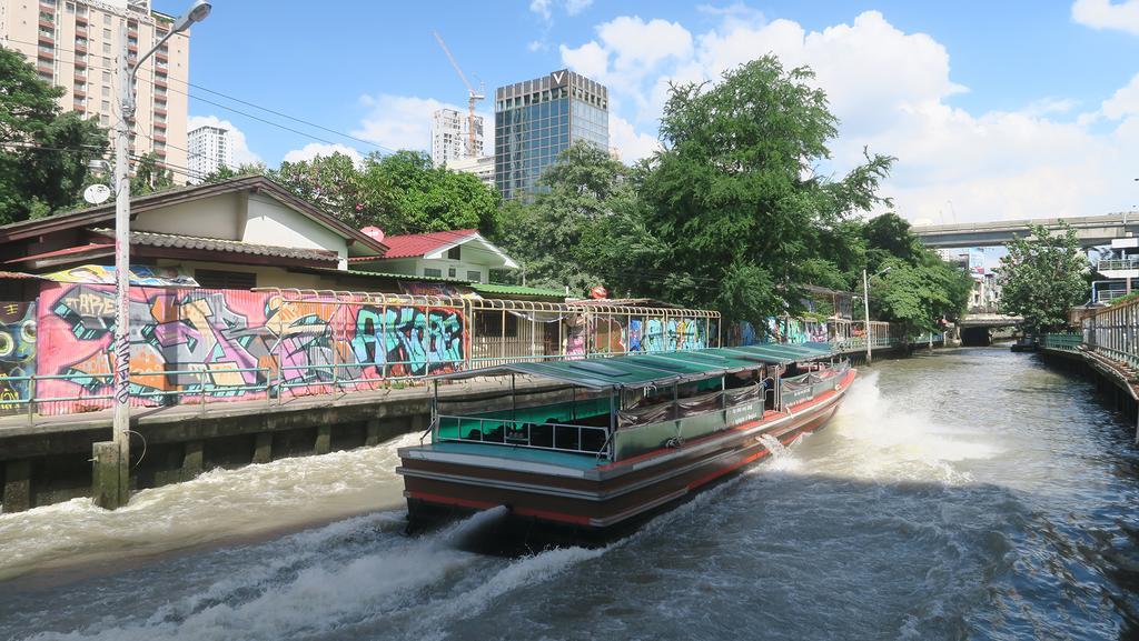Siam Square House Hotel Bangkok Exterior foto