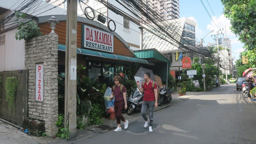 Siam Square House Hotel Bangkok Exterior foto